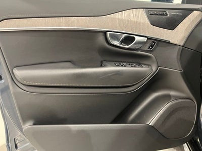 2022 Volvo XC90 T6 Inscription