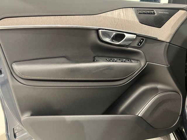 2022 Volvo XC90 T6 Inscription