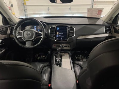 2022 Volvo XC90 T6 Inscription