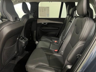2022 Volvo XC90 T6 Inscription