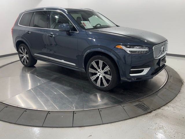 2022 Volvo XC90 T6 Inscription