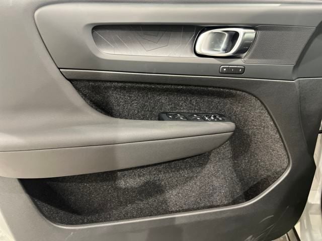 2024 Volvo XC40 Recharge Pure Electric Twin Core