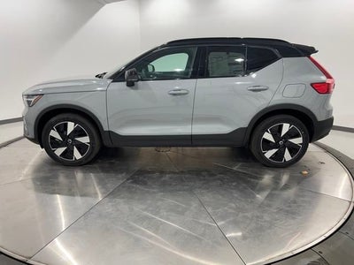 2024 Volvo XC40 Recharge Pure Electric Twin Core