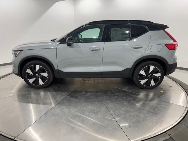 2024 Volvo XC40 Recharge Pure Electric Twin Core