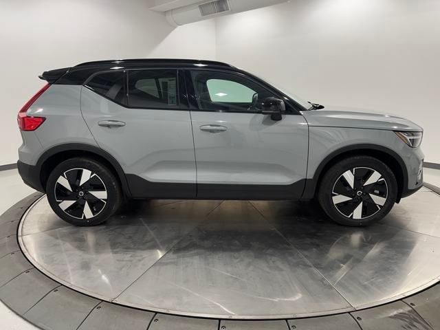 2024 Volvo XC40 Recharge Pure Electric Twin Core