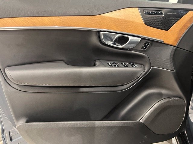 2024 Volvo XC90 Recharge Plug-In Hybrid T8 Plus Bright Theme 7 Passenger
