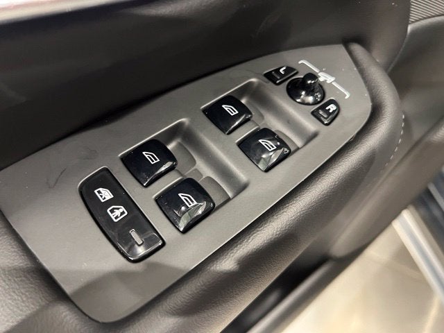 2024 Volvo XC90 Recharge Plug-In Hybrid T8 Plus Bright Theme 7 Passenger