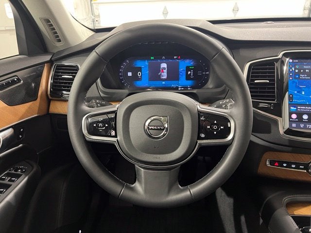 2024 Volvo XC90 Recharge Plug-In Hybrid T8 Plus Bright Theme 7 Passenger