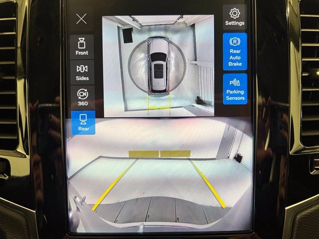 2024 Volvo XC90 Recharge Plug-In Hybrid T8 Plus Bright Theme 7 Passenger