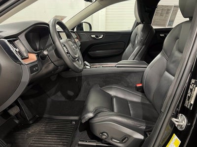 2024 Volvo XC60 Recharge Plug-In Hybrid Ultimate