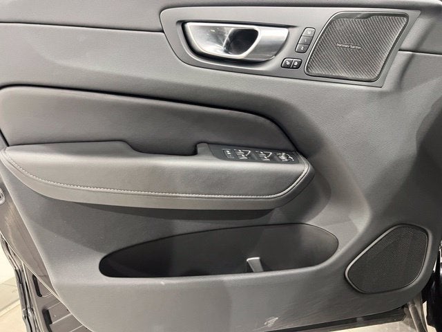 2024 Volvo XC60 Recharge Plug-In Hybrid Ultimate