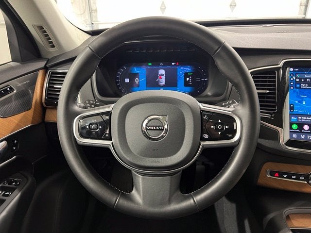 2025 Volvo XC90 Plug-In Hybrid T8 Plus 6 Passenger