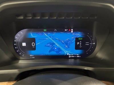 2025 Volvo XC90 Plug-In Hybrid T8 Plus 6 Passenger