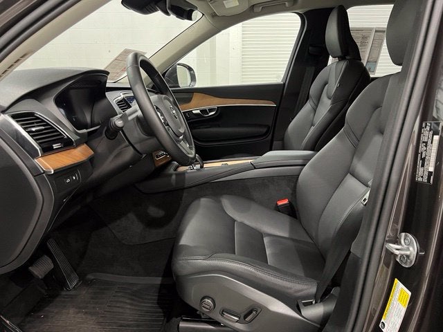 2025 Volvo XC90 Plug-In Hybrid T8 Plus 6 Passenger