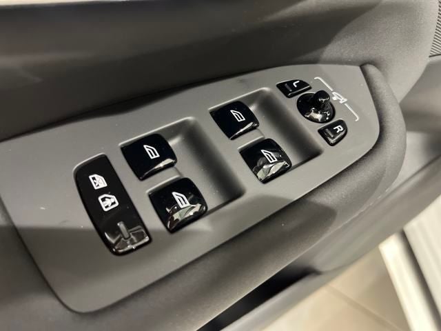 2025 Volvo XC90 Plug-In Hybrid T8 Plus 7 Passenger 2025.5