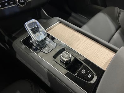 2025 Volvo XC90 Plug-In Hybrid T8 Plus 7 Passenger 2025.5