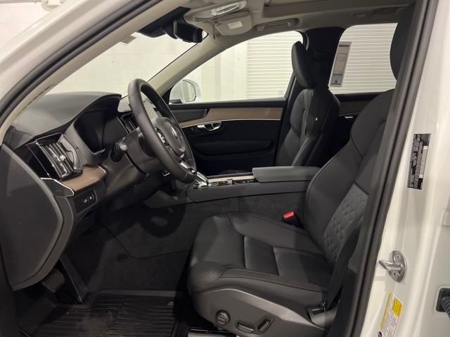 2025 Volvo XC90 Plug-In Hybrid T8 Plus 7 Passenger 2025.5