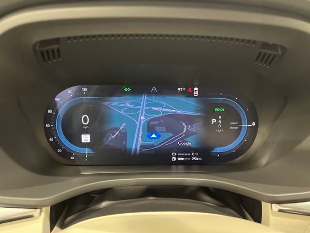 2025 Volvo XC60 Plug-In Hybrid T8 Plus