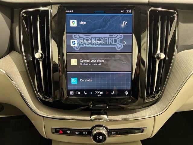 2025 Volvo XC60 Plug-In Hybrid T8 Plus