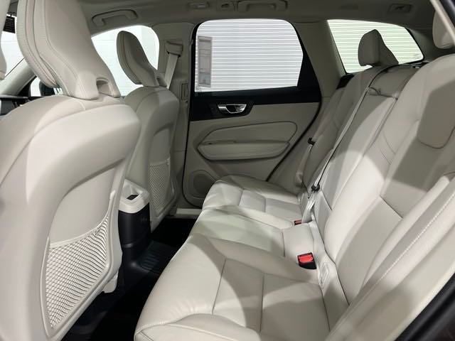 2025 Volvo XC60 Plug-In Hybrid T8 Plus