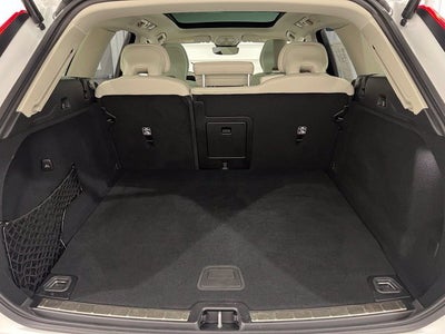 2026 Volvo XC60 Plug-In Hybrid T8 Ultra