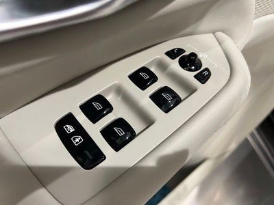 2024 Volvo XC90 B5 Core