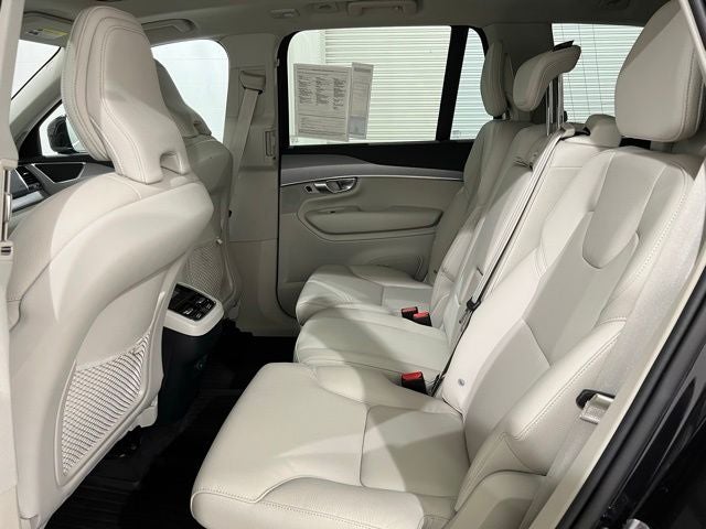 2024 Volvo XC90 B5 Core
