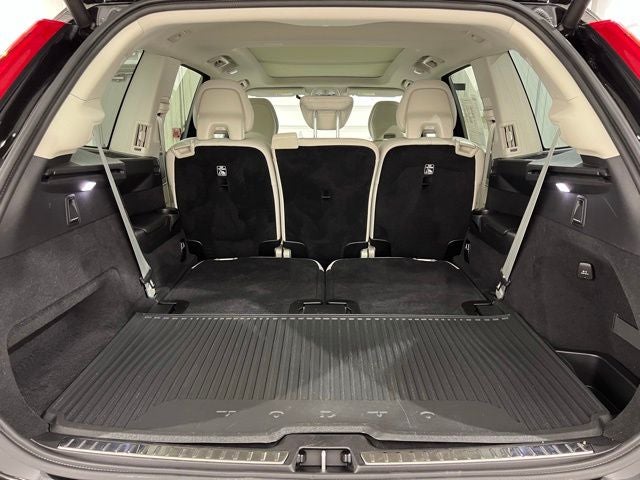 2024 Volvo XC90 B5 Core