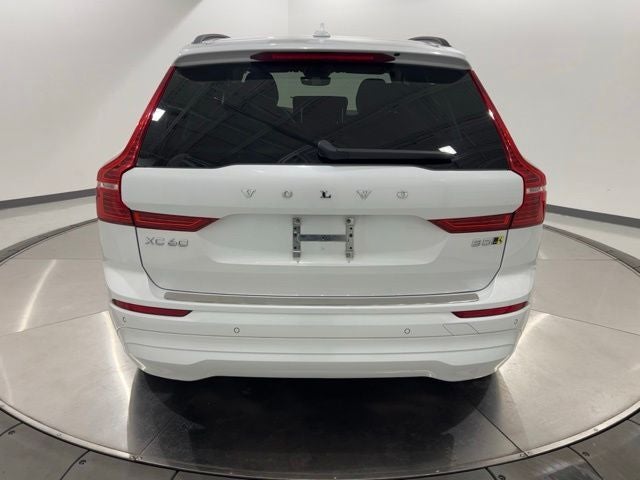 2022 Volvo XC60 B5 Momentum