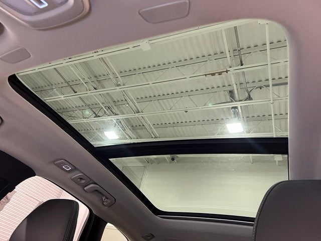 2024 Volvo XC60 B5 Ultimate Dark Theme