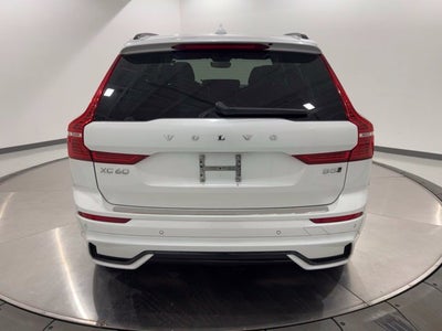 2024 Volvo XC60 B5 Ultimate Dark Theme