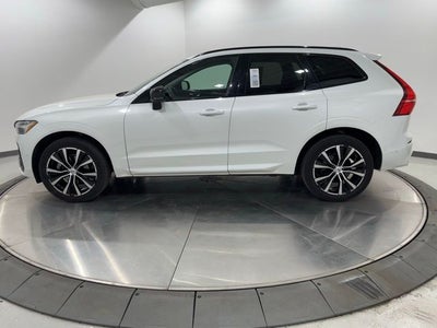 2023 Volvo XC60 B5 Plus Dark Theme