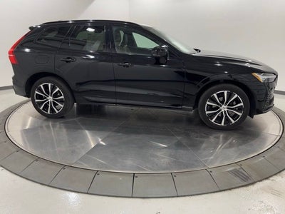 2023 Volvo XC60 B5 Plus Dark Theme