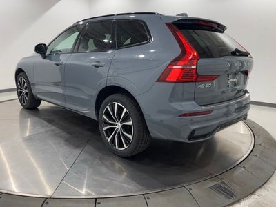 2023 Volvo XC60 B5 Plus Dark Theme