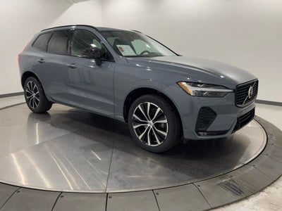 2023 Volvo XC60 B5 Plus Dark Theme