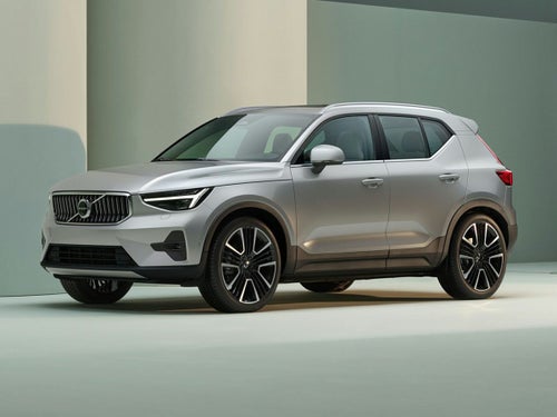 2023 Volvo XC40 B5 Core