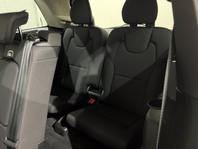 2025 Volvo XC90 B5 Core 2025.5