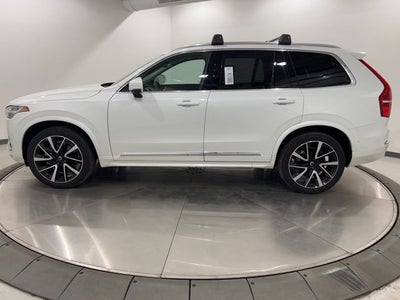 2025 Volvo XC90 B5 Plus