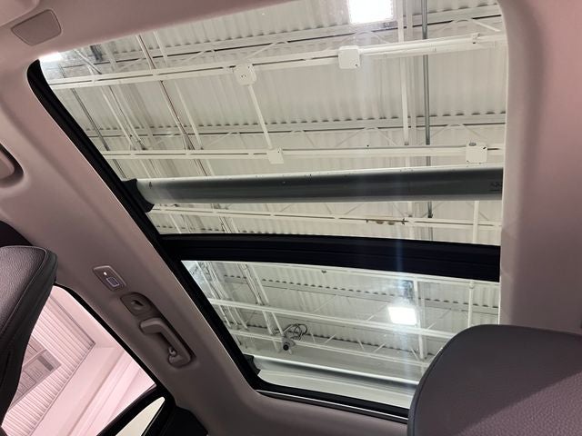 2025 Volvo XC90 B5 Plus