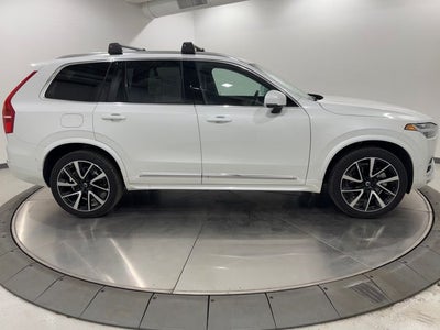 2025 Volvo XC90 B5 Plus