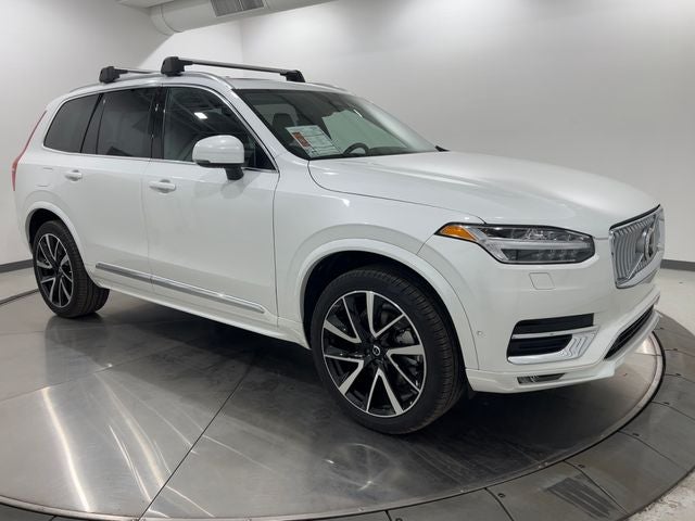 2025 Volvo XC90 B5 Plus