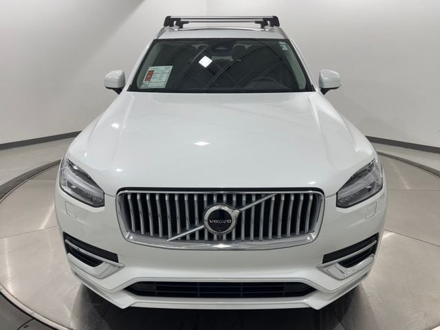 2025 Volvo XC90 B5 Plus