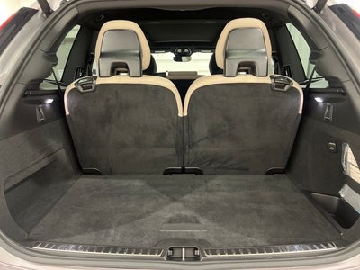 2026 Volvo XC90 B5 Plus