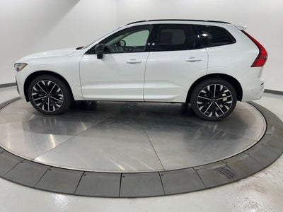 2026 Volvo XC60 B5 Ultra