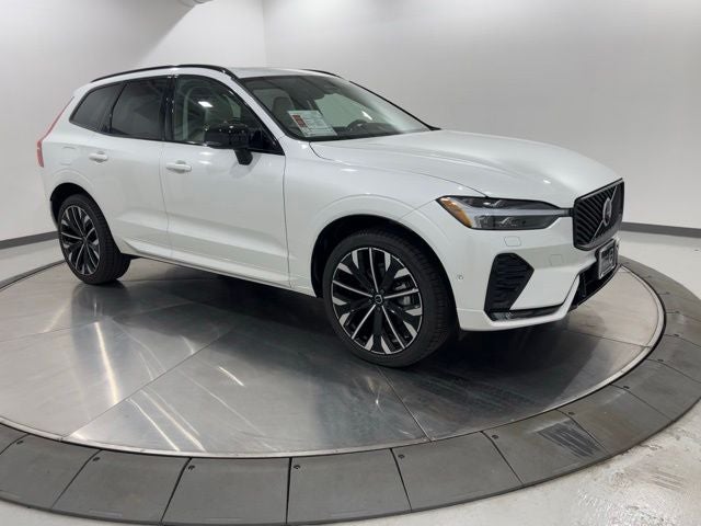 2026 Volvo XC60 B5 Ultra