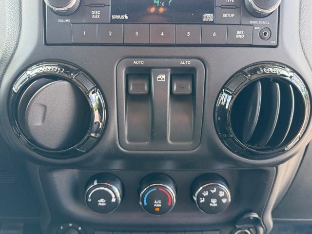 2014 Jeep Wrangler Sahara Altitude