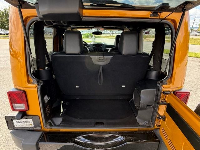 2014 Jeep Wrangler Sahara Altitude