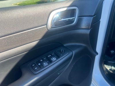 2018 Jeep Grand Cherokee Altitude ALTITUDE IV PACKAGE, SECURITY & CONVENIENCE GROUP