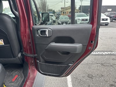 2022 Jeep Gladiator Overland