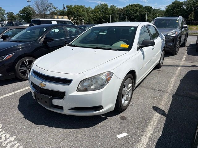 2011 Chevrolet Malibu LS 1LS